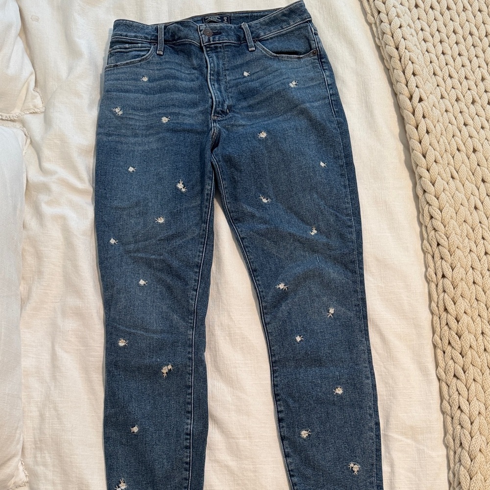 Abercrombie & Fitch Dark Blue Distressed Skinny Jeans